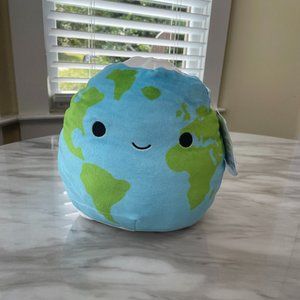 NWT Kellytoys Roman the Earth Squishmallow 8 inch New